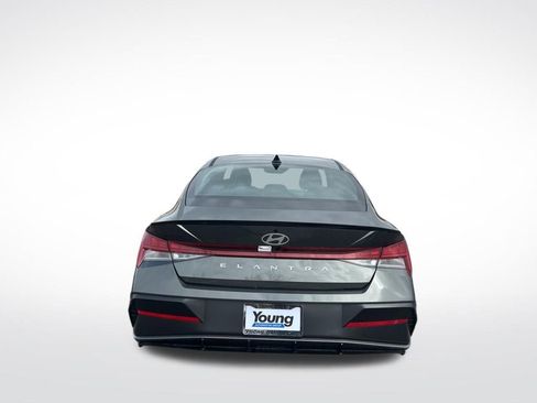 New 2026 Hyundai Elantra SEL Sport Premium FWD image 7
