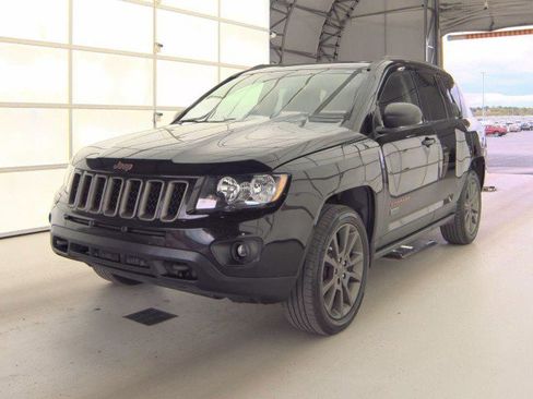 Used 2017 Jeep Compass 75th Anniversary w/ Power Value Group AWD/4WD image 2