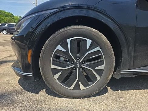 Certified 2023 Kia EV6 Wind w/ Wind Technology Package AWD/4WD image 2