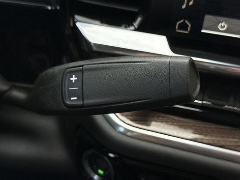 New 2026 GMC Sierra 1500 Elevation image 25