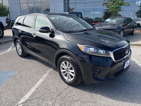 Used 2020 Kia Sorento LX FWD image 6