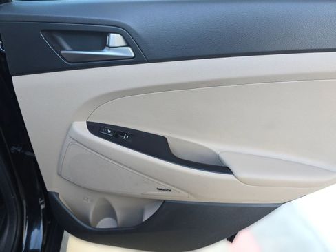 Used 2017 Hyundai Tucson Limited w/ Limited Ultimate Package 03 image 28