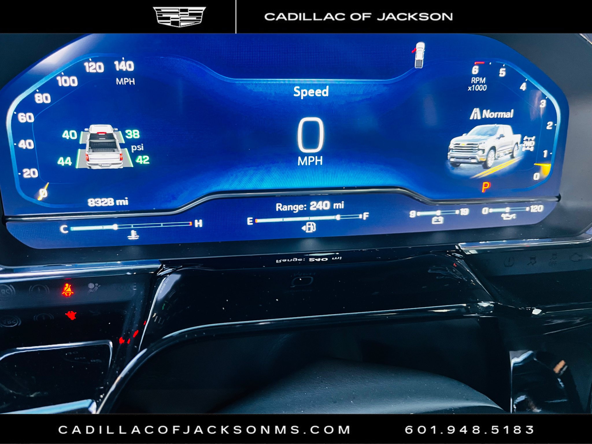 Used 2025 Chevrolet Silverado 1500 High Country w/ Midnight Edition AWD/4WD image 13