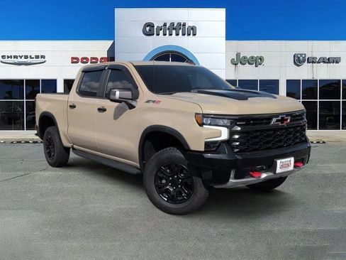 Used 2022 Chevrolet Silverado 1500 ZR2 w/ Technology Package AWD/4WD image 1