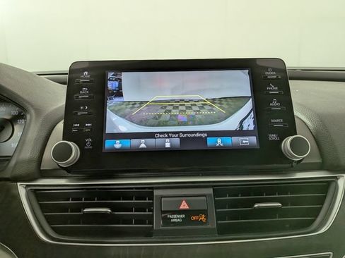 Used 2022 Honda Accord EX-L image 6
