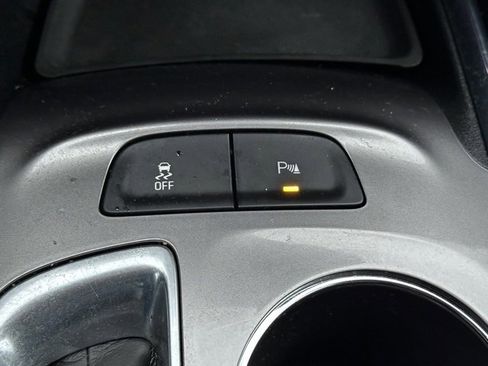 Used 2021 Chevrolet Malibu LS w/ Driver Confidence Package II image 35