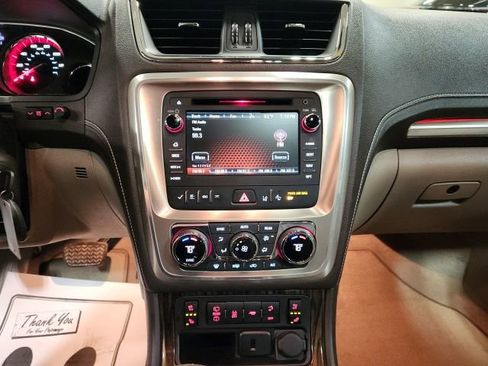 Used 2015 GMC Acadia Denali image 13
