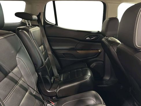 Used 2017 GMC Acadia Denali w/ Technology Package AWD/4WD image 18