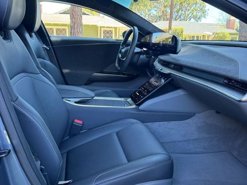 Used 2024 Lucid Air Touring AWD/4WD image 20