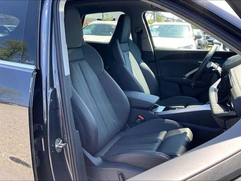 Certified 2025 Audi Q5 Premium Plus w/ Premium Plus AWD/4WD image 7