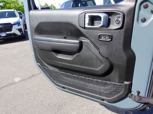 Used 2024 Jeep Wrangler Unlimited AWD/4WD image 22