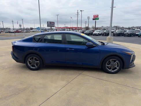 Used 2025 Kia K4 LXS image 5