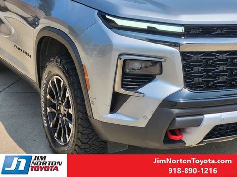 Used 2024 Chevrolet Traverse Z71 w/ Enhanced Driving Package AWD/4WD image 10