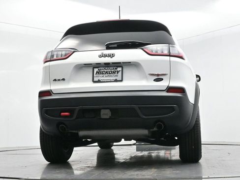 Used 2022 Jeep Cherokee Trailhawk w/ Trailer Tow Group AWD/4WD image 47