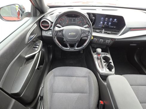 Used 2024 Chevrolet Trax RS w/ Driver Confidence Package FWD image 24