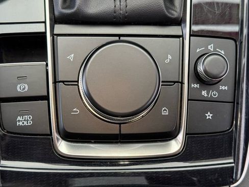 Used 2025 MAZDA CX-30 AWD 2.5 S w/ Preferred Package image 23