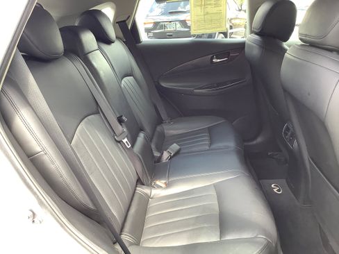 Used 2010 INFINITI EX35 Journey image 14