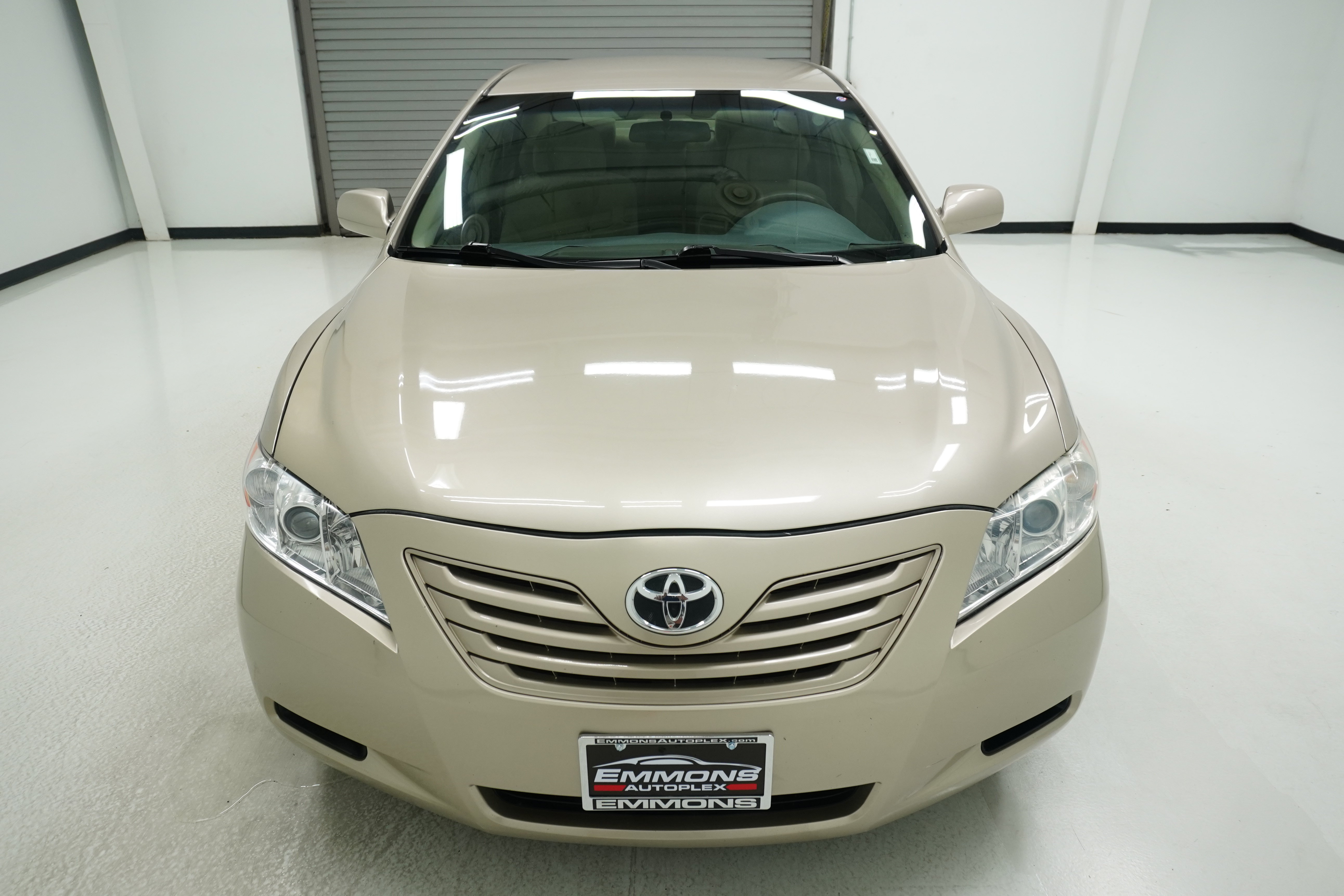 Used 2007 Toyota Camry LE FWD image 2