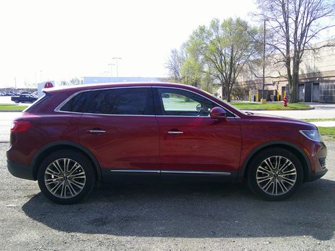 Used 2016 Lincoln MKX Reserve w/ Cargo Utility Package image 6