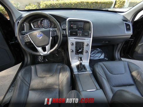 Used 2017 Volvo XC60 T5 Dynamic w/ Preferred Option Package FWD image 21