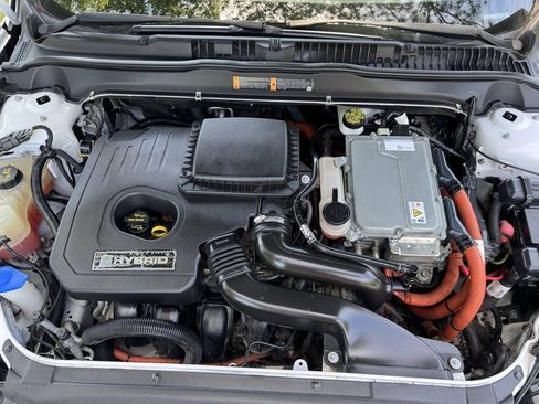Used 2013 Ford Fusion SE FWD image 26