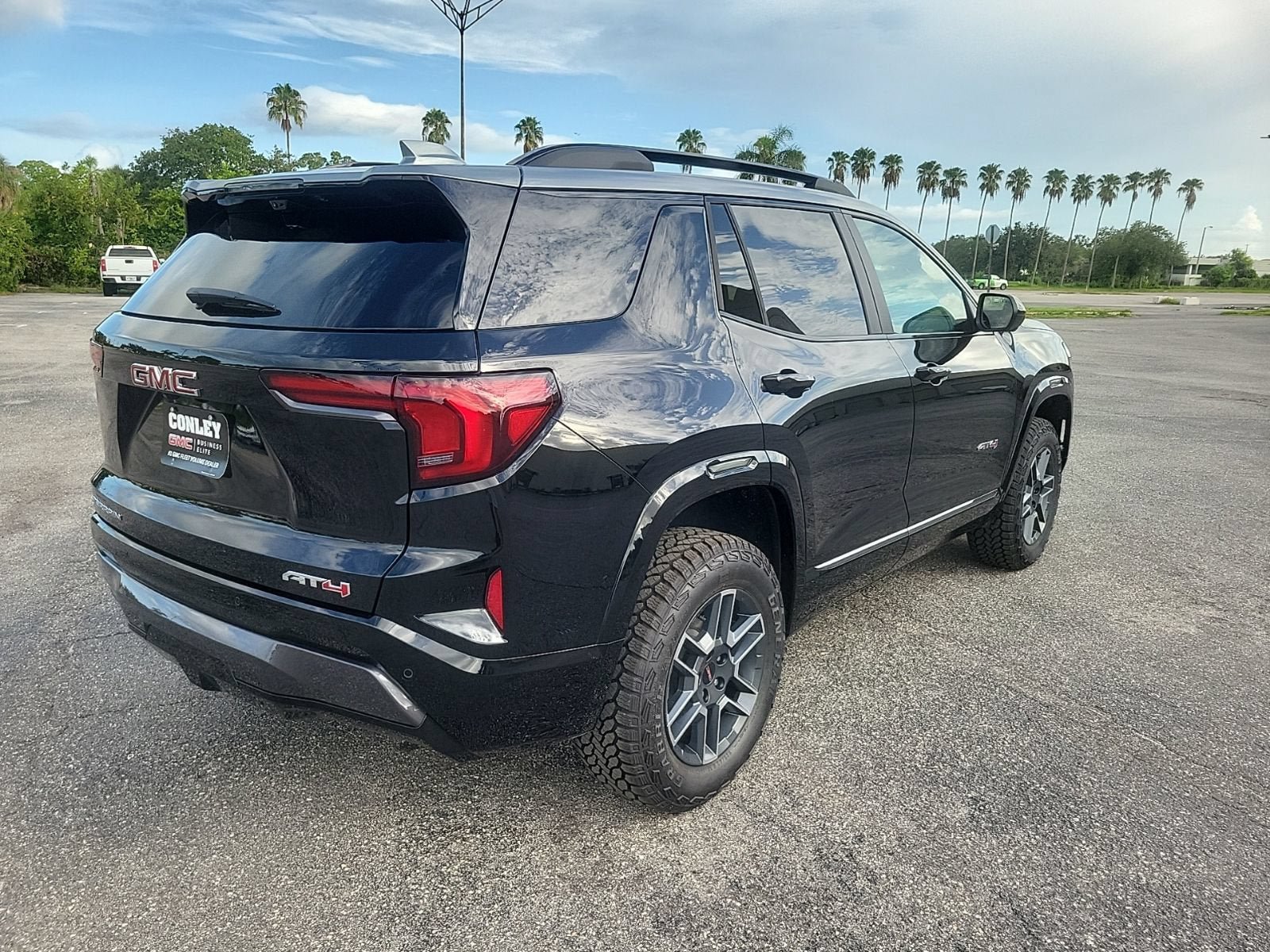 New 2027 GMC Terrain AT4 w/ Convenience Package III AWD/4WD image 5