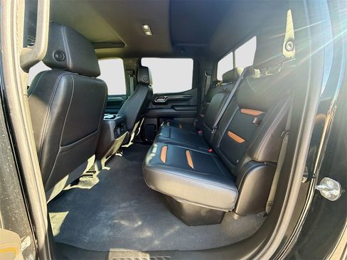 Used 2022 GMC Sierra 1500 AT4 w/ AT4 Premium Package image 26