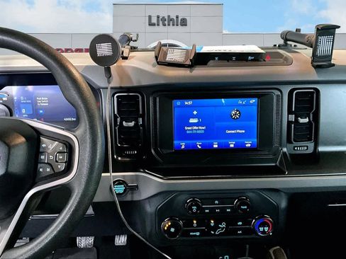 Used 2022 Ford Bronco 2-Door w/ Sasquatch Package image 16