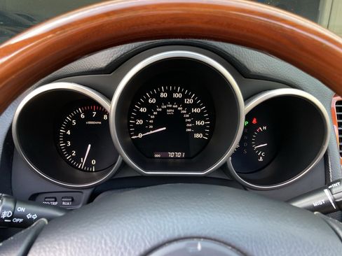 Used 2006 Lexus SC 430 Convertible image 22