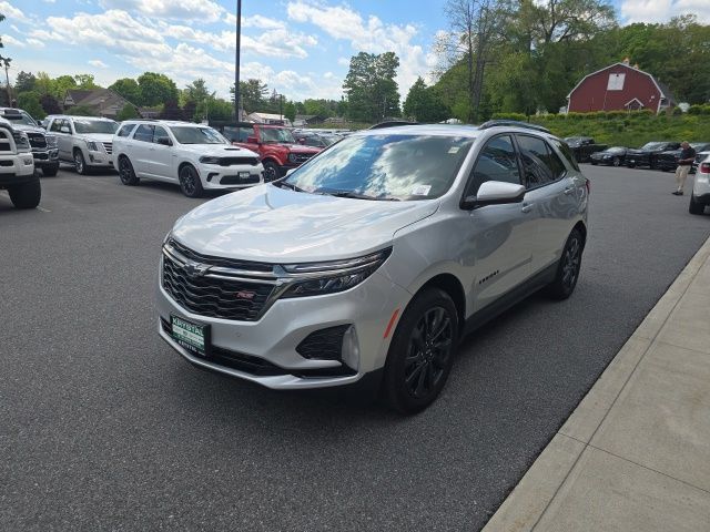 Used 2022 Chevrolet Equinox RS AWD/4WD image 3
