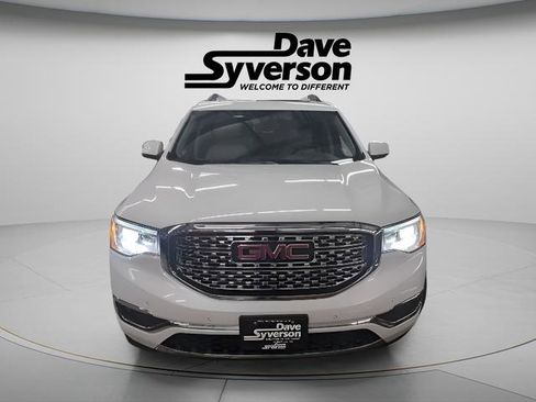 Used 2018 GMC Acadia Denali image 6