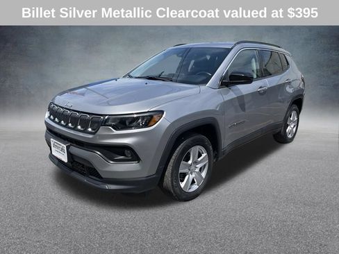Used 2022 Jeep Compass Latitude w/ Convenience Group AWD/4WD image 3