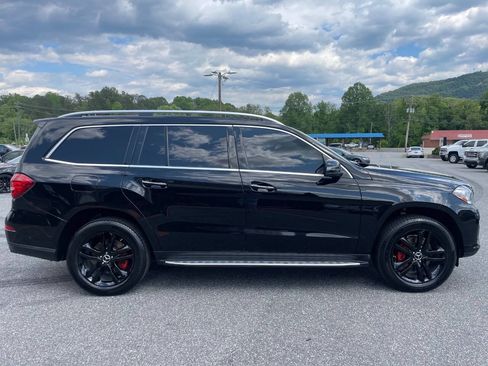 Used 2017 Mercedes-Benz GLS 450 4MATIC image 8