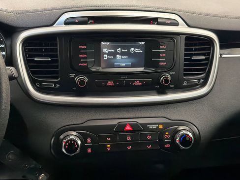 Used 2016 Kia Sorento LX AWD/4WD image 21