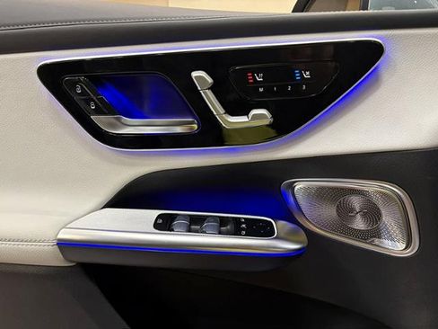 New 2026 Mercedes-Benz GLC 300 image 9