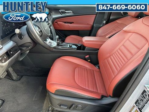 Used 2025 Kia Sportage SX image 20