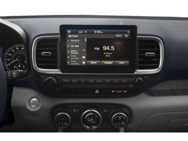Used 2022 Hyundai Venue Limited FWD image 13