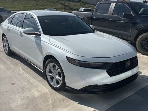 Used 2024 Honda Accord LX image 3