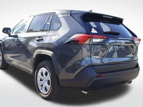 Used 2024 Toyota RAV4 LE image 6