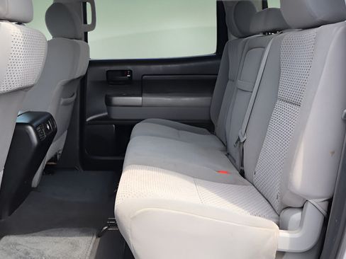 Used 2012 Toyota Tundra 4x4 CrewMax w/ Tow Pkg image 22