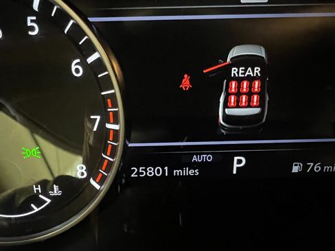 Used 2025 Nissan Pathfinder SL image 37