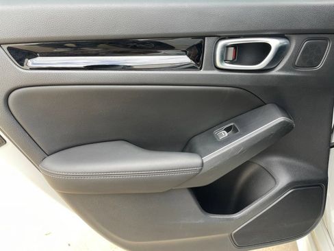 Used 2022 Honda Civic Touring image 20