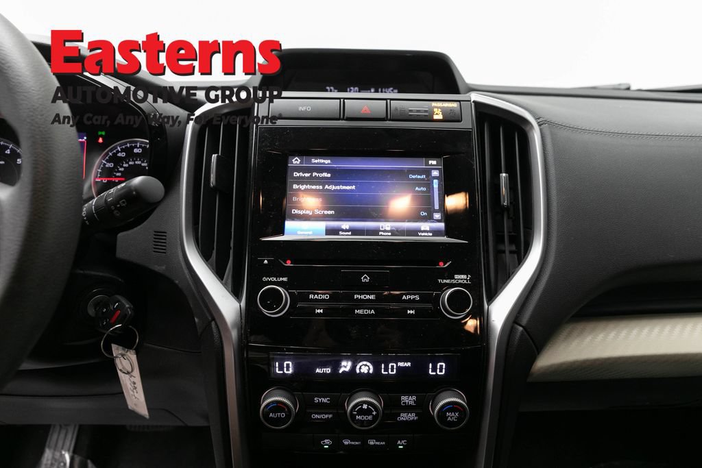 Used 2022 Subaru Ascent 8-Passenger AWD/4WD image 12