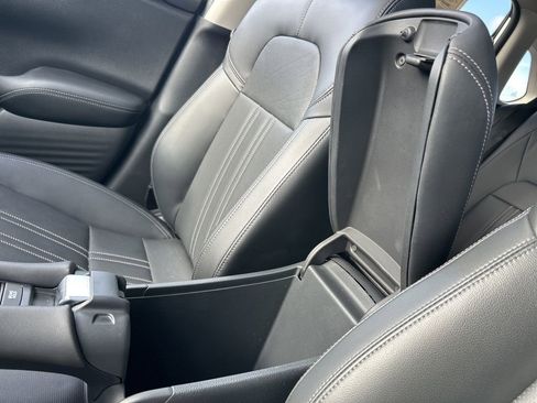 Used 2023 Honda HR-V EX-L image 38