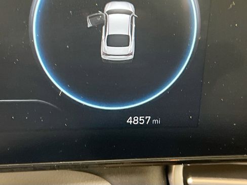 Used 2024 Hyundai Elantra SEL image 12