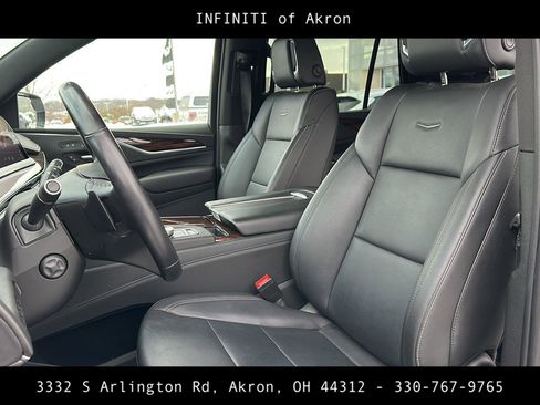 Used 2022 Cadillac Escalade Luxury image 40