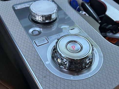 New 2026 Genesis GV80 2.5T Advanced image 30