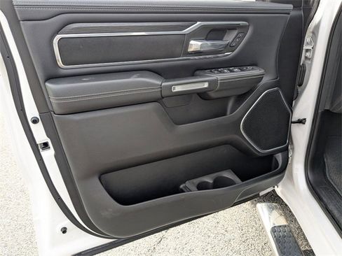 Used 2023 RAM 1500 Laramie image 12
