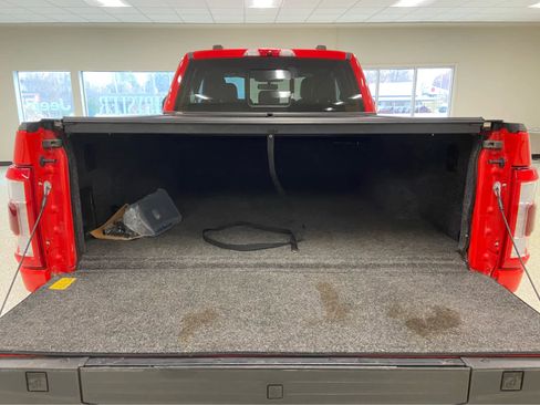 Used 2022 Ford F150 Lariat w/ Equipment Group 502A High image 9