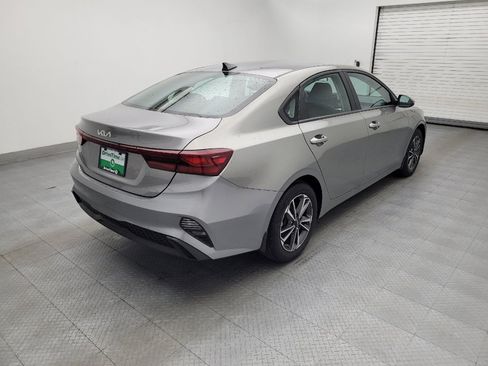 Used 2023 Kia Forte LXS w/ LXS Technology Package FWD image 9